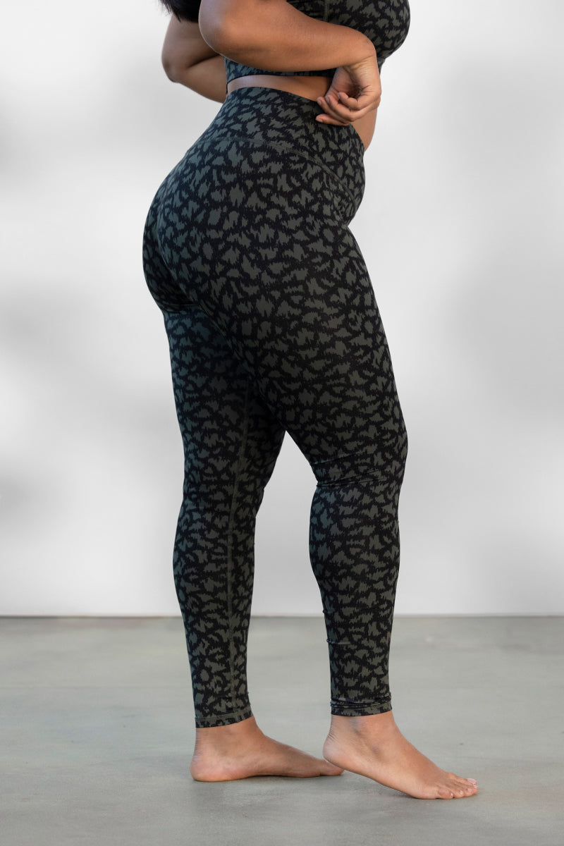 Leggings Print Safari Pine | Hey Honey Yoga & Active Wear